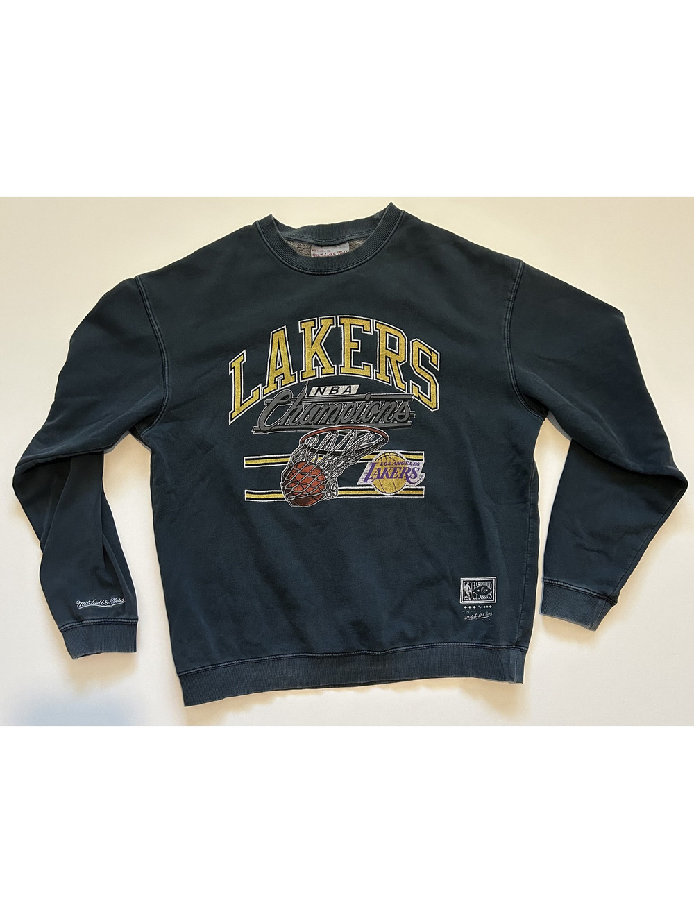Mitchell & Ness Los Angeles Lakers NBA Champions Sweatshirt Crewneck Mens